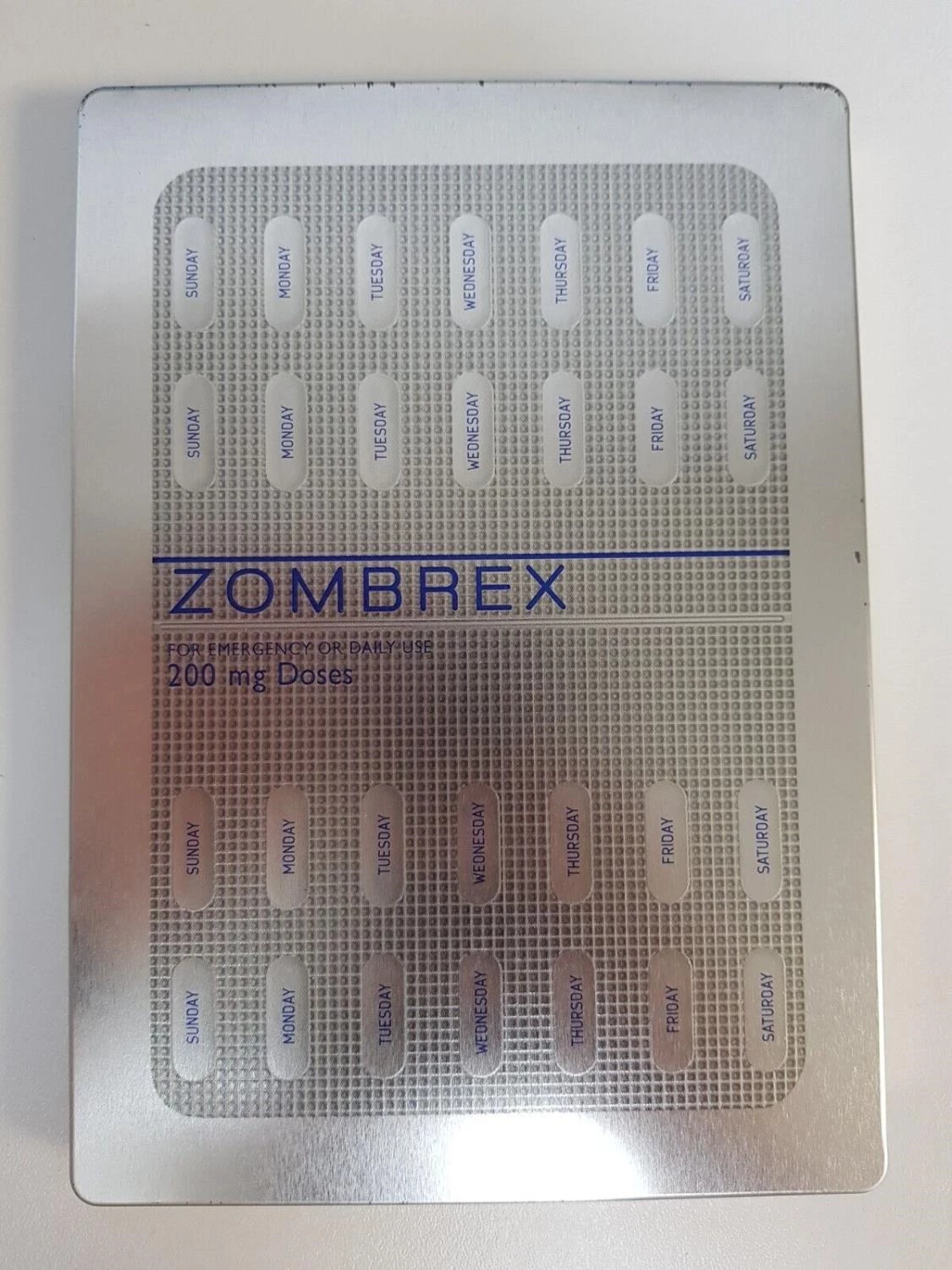 Dead Rising 2 - Zombrex Steelbook Edition (Xbox 360) (Microsoft Xbox 360 2010)